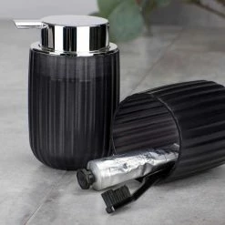 Zahnputzbecher AGROPOLI, grau, WENKO -Badaccessoires Verkäufe 593a8d43219a4bb5b1aed630749c1190 1