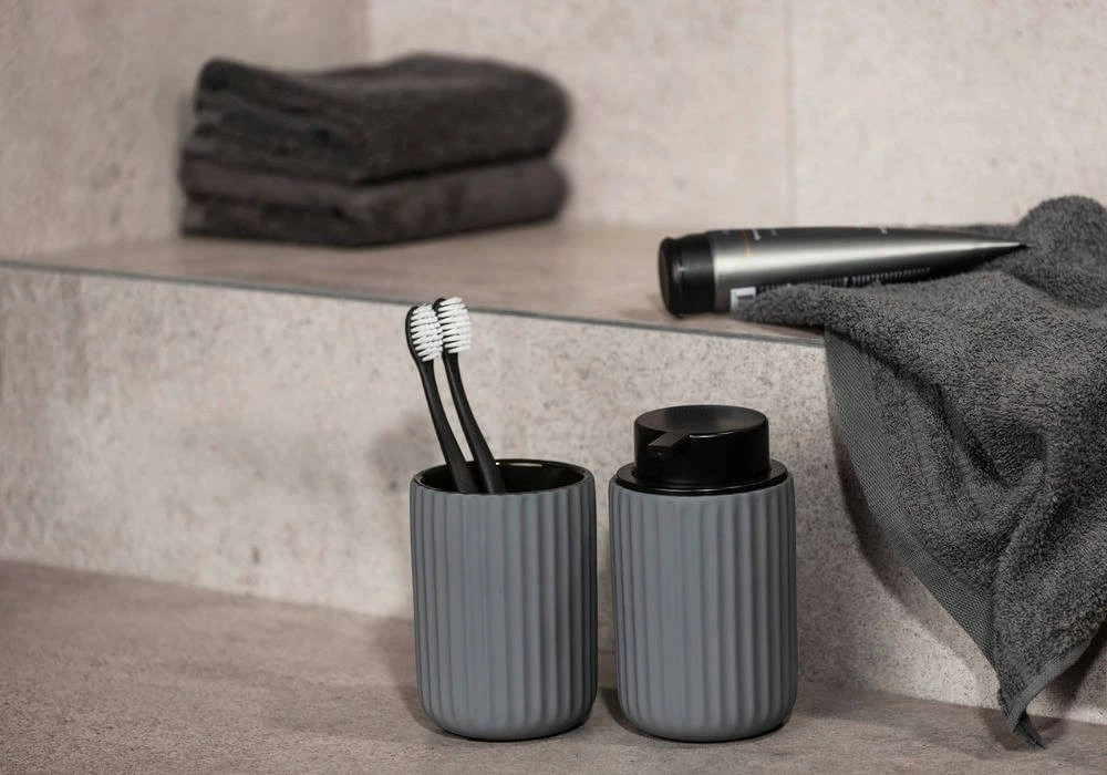 WENKO Zahnputzbecher BELLUNO, Keramik, Ø 8 cm 6 WENKO Zahnputzbecher BELLUNO, Keramik, Ø 8 cm – Bild 4