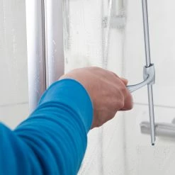 Relaxdays Silberner Duschabzieher mit Halterung -Badaccessoires Verkäufe b1d1b58cf0d7448f8b2d7976c0c74241