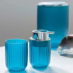 Seifenspender AGROPOLI, meerblau, WENKO 10 Seifenspender AGROPOLI, meerblau, WENKO -Badaccessoires Verkäufe b5a3ca64dcf244918dd0c5936dac54a5 1