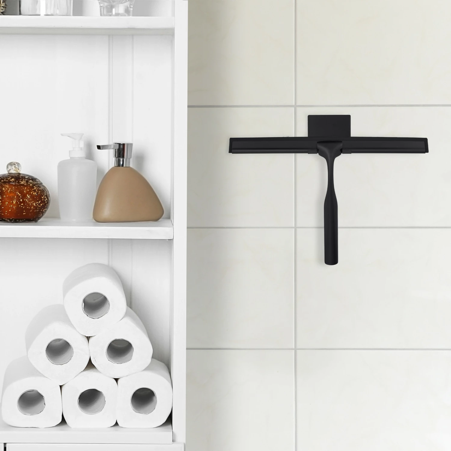 Relaxdays Schwarzer Duschabzieher mit Halterung 5 Relaxdays Schwarzer Duschabzieher mit Halterung – Bild 3